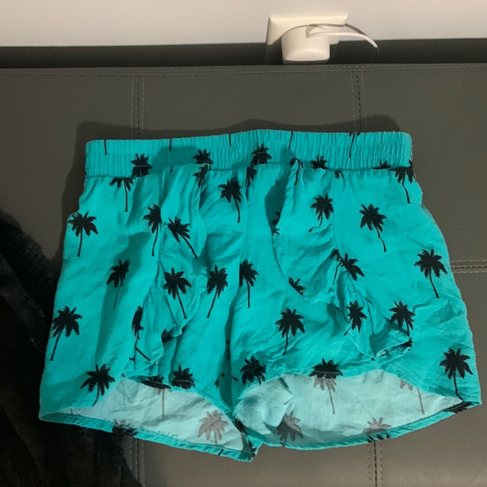 Palm tree shorts